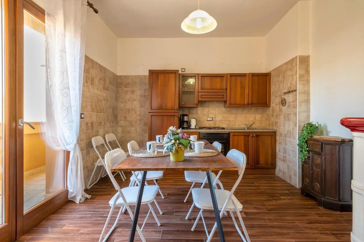 Apartamento Lungomare Garibaldi - Attico A Due Passi Dal Mare Alguer 0*,  Italia